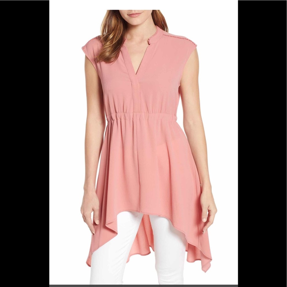 Vince Camuto split neck hi low blouse top NWT m